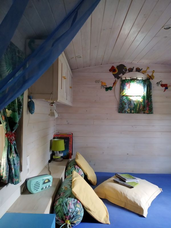 A vendre Roulotte des Carpates Immobilier - A vendre Roulotte des Carpates