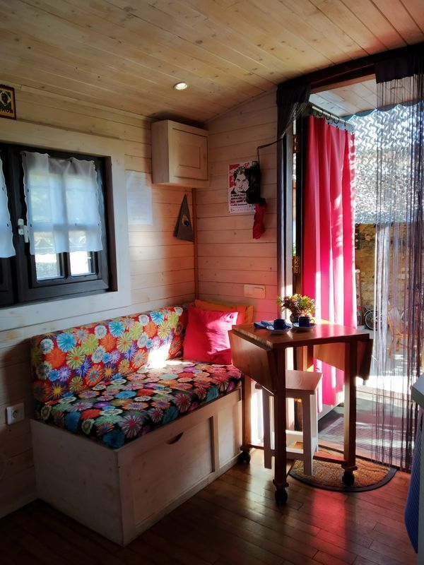 A vendre Roulotte des Carpates Immobilier - A vendre Roulotte des Carpates