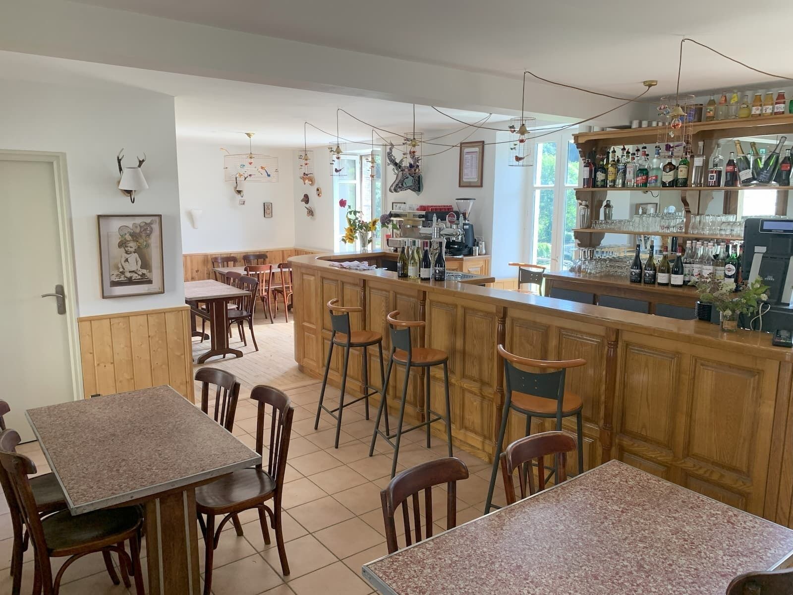 Très joli hôtel/restaurant de campagne Vente fonds & murs - Très joli hôtel/restaurant de campagne