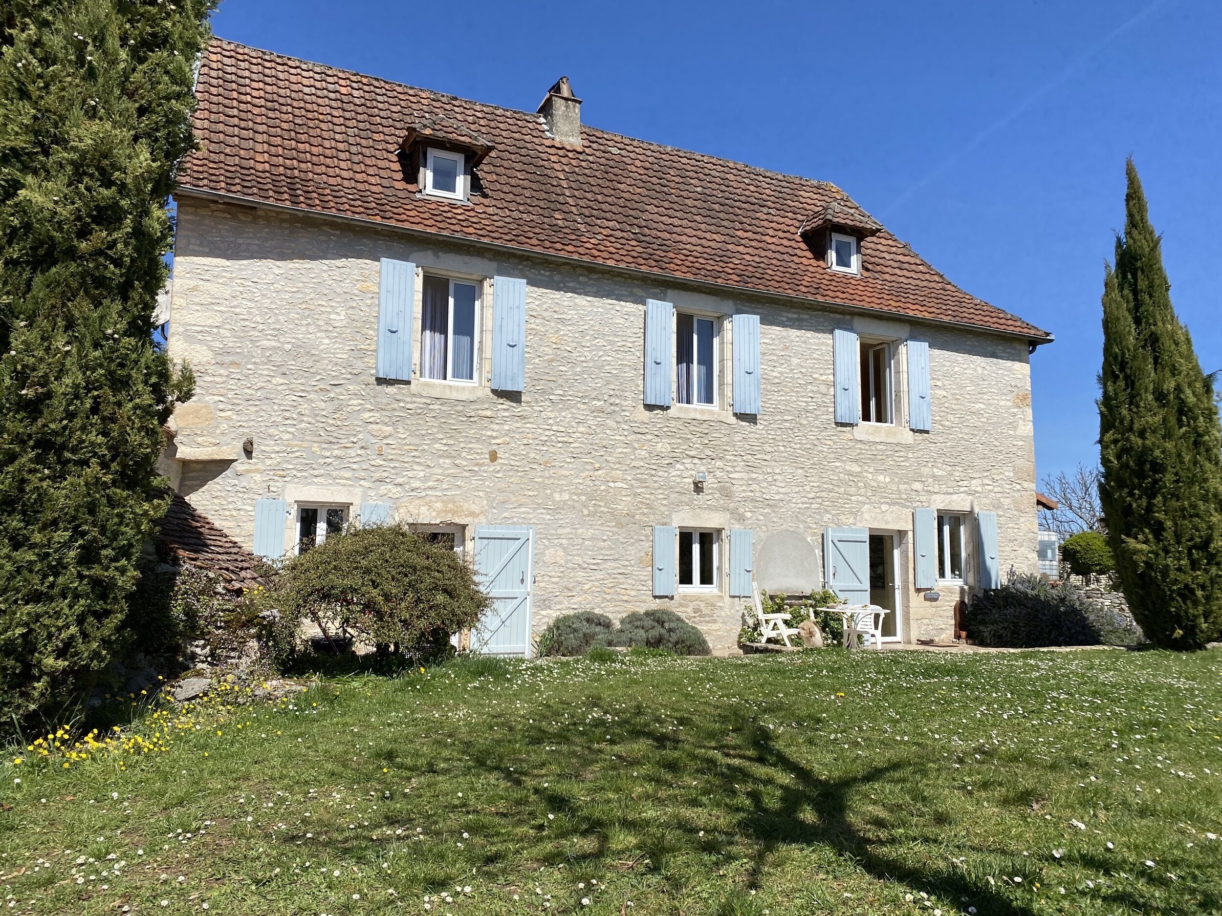 Photos de les 7 pèlerins Vues de les 7 pèlerins - Gîte / Gîte d'étape - Couzou